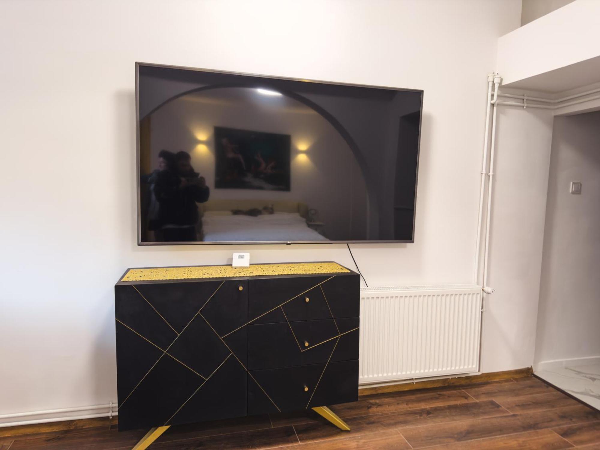 Loving Downtown Studio By Chr Luxury Property Bukarest Exteriör bild